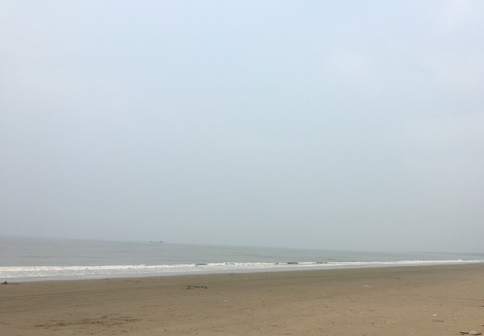 Bãi biển Hải Tiến còn khác hoang sơ