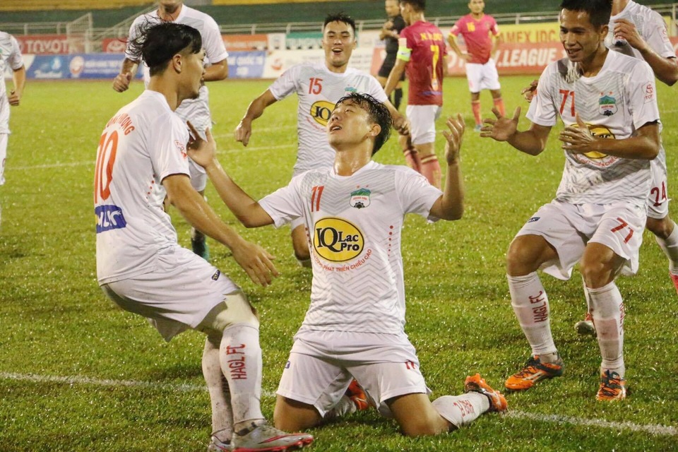 Học trò cưng của HLV Park Hang Seo ghi điểm tại V-League - 1 Minh Vương thể hiện phong độ tốt trong các vòng đấu gần đây, tại V-League 2018, để ghi điểm với HLV Park Hang Seo (ảnh: Nguyễn Đình)