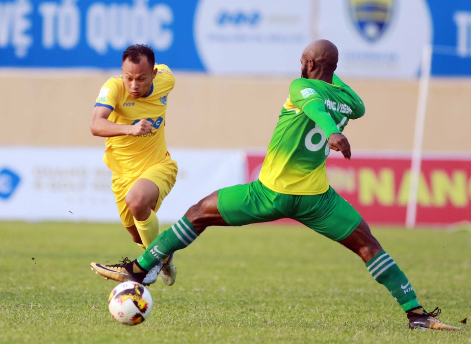 FLC Thanh Hoá quá thất thường (ảnh: Gia Hưng)