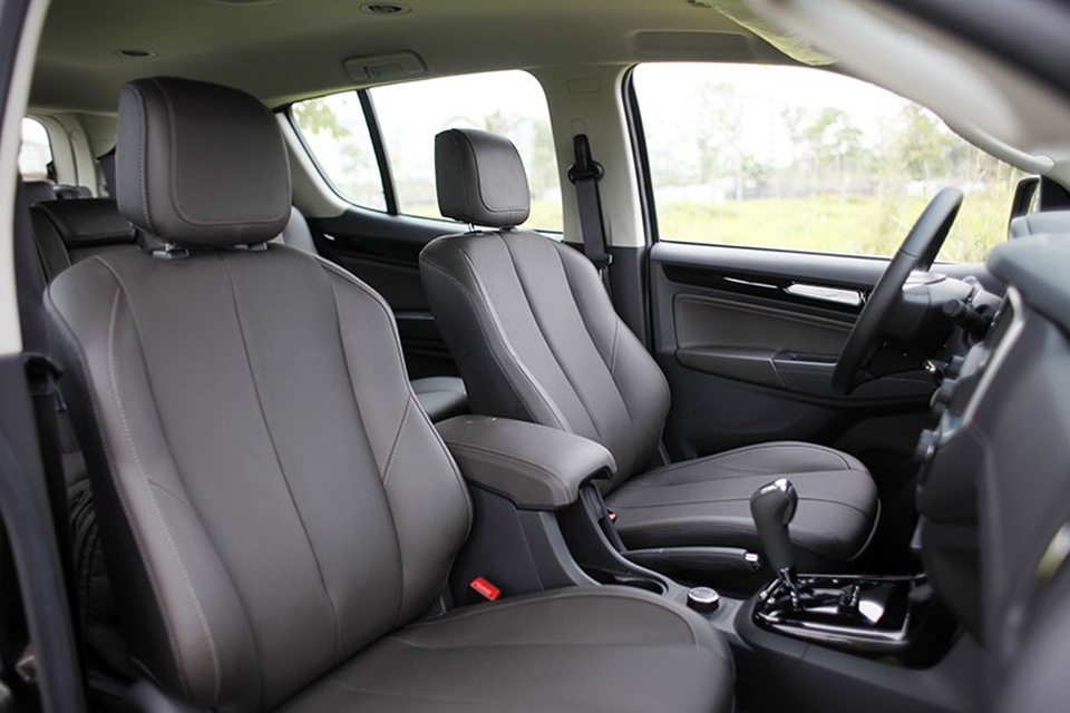 Trailblazer - SUV 7 chỗ đầu tiên của Chevrolet có mặt tại Việt Nam - 2 Trailblazer - SUV 7 chỗ đầu tiên của Chevrolet có mặt tại Việt Nam - 2