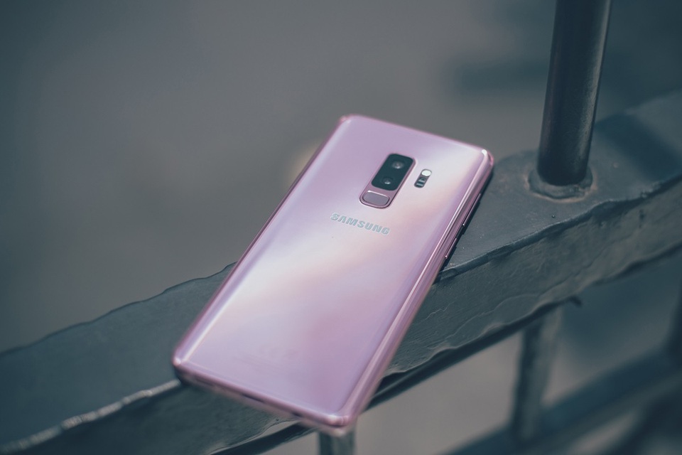 Điểm mặt những smartphone giảm giá mạnh tháng 8/2018 - 1