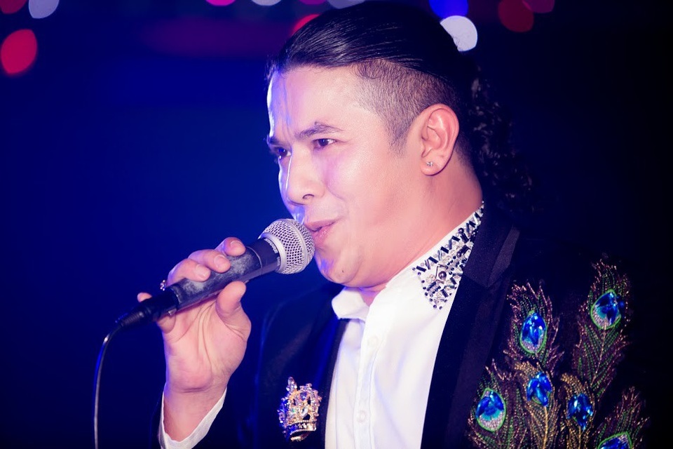 Kasim Hoàng Vũ tái xuất cùng Cẩm Vân - Khắc Triệu - 2 Kasim Hoàng Vũ tái xuất cùng Cẩm Vân - Khắc Triệu - 2