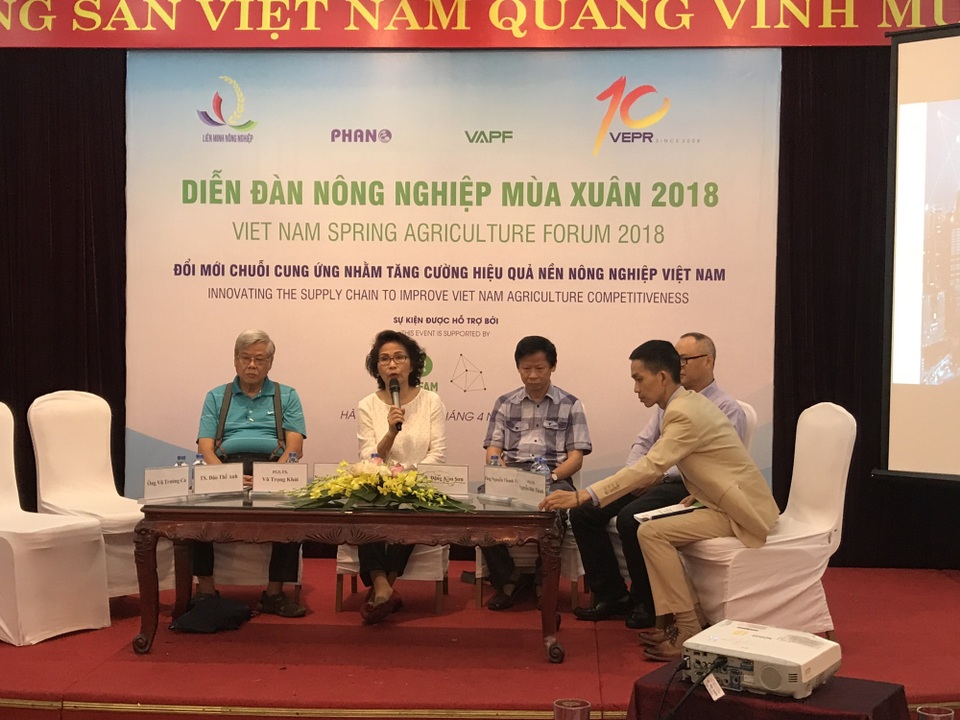 Nông dân thường "bẻ kèo" với doanh nghiệp nếu thương lái trả cao hơn - 1 Nông dân thường "bẻ kèo" với doanh nghiệp nếu thương lái trả cao hơn - 1