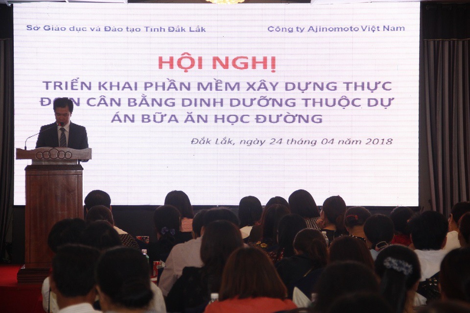 Các trường tiểu học bán trú ở Đắk Lắk tiếp cận phần mềm Dự án Bữa ăn học đường - 1
Ông Nguyễn Đức Hiếu - Trưởng chi nhánh miền Trung - Đại diện công ty Ajinomoto
