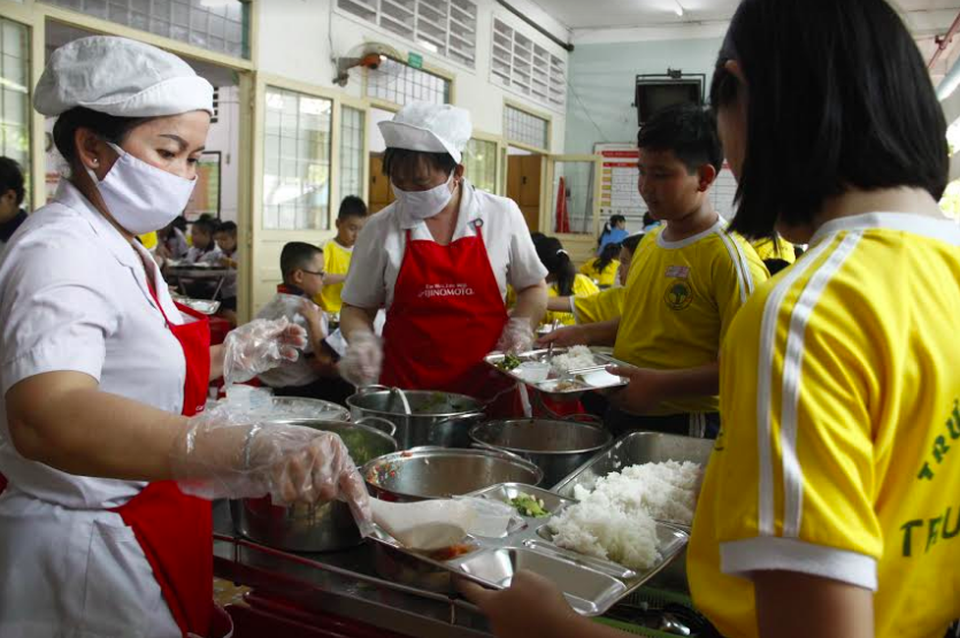 Các trường tiểu học bán trú ở Đắk Lắk tiếp cận phần mềm Dự án Bữa ăn học đường - 3 Các trường tiểu học bán trú ở Đắk Lắk tiếp cận phần mềm Dự án Bữa ăn học đường - 3