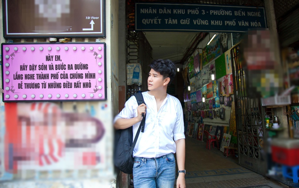 MC Vũ Mạnh Cường từng dẫn dắt các chương trình như: Hoa hậu Việt Nam, Én vàng, Tuyệt đỉnh song ca, Chuông vàng vọng cổ, Hoa hậu Hữu nghị ASEAN, Nữ sinh viên Việt Nam duyên dáng… Sinh ra ở miền Bắc, lập nghiệp tại thành phố Hồ Chí Minh hơn 10 năm, TPHCM là nơi không thể thiếu trong cuộc đời của chàng MC Vũ Mạnh Cường.