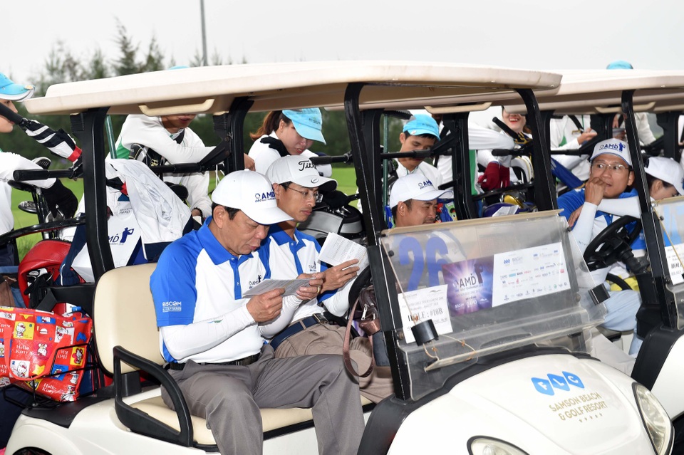Khai mạc giải FLC AMD Golf Tournament - 4 Khai mạc giải FLC AMD Golf Tournament - 4