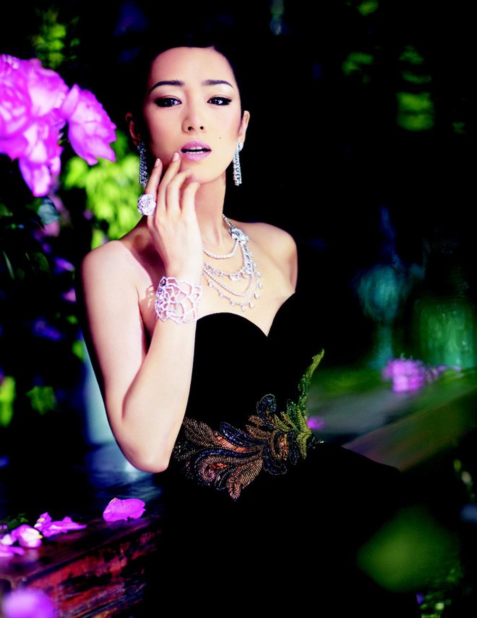 Củng Lợi hạnh phúc nắm tay bạn trai 70 tuổi - 15