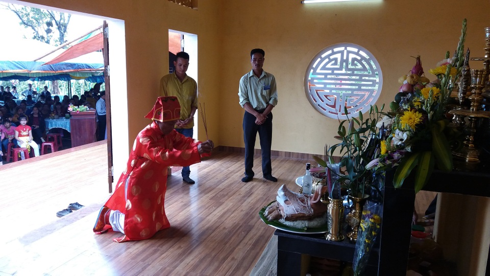 Lễ Giỗ Tổ Hùng Vương trên vùng đất biên giới - 3 Dù mảnh đất biên giới còn nhiều khó khăn nhưng bà con nhân dân đều thành tâm hướng về nguồn cội