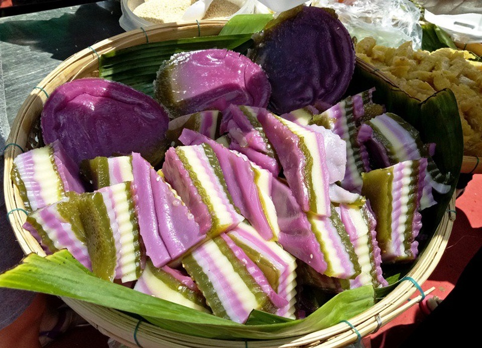 Hàng trăm loại bánh ngon phục vụ du khách trong những ngày lễ - 9 Bánh da lợn
