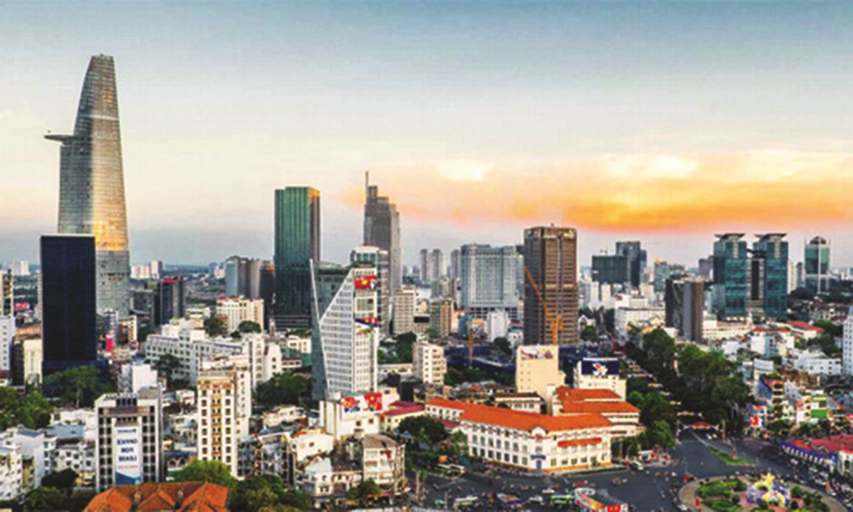 Đỏ mắt kiếm nhà 700 triệu đồng không phải đóng thuế tài sản - 1 Đỏ mắt kiếm nhà 700 triệu đồng không phải đóng thuế tài sản - 1