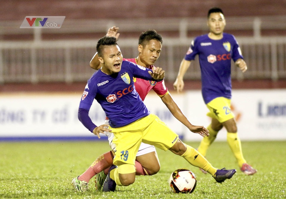 
Sau pha thoát hiểm vòng trước, Quang Hải và các đồng đội có vượt qua CLB Sài Gòn?
