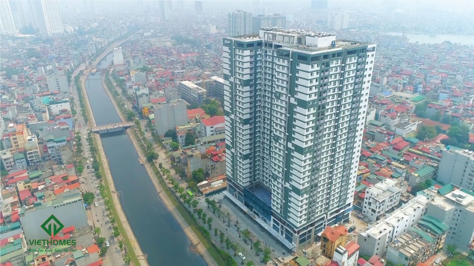 Hàng trăm khách hàng mê mẩn chiêm ngưỡng khu Sky Garden - 3 Hàng trăm khách hàng mê mẩn chiêm ngưỡng khu Sky Garden - 3