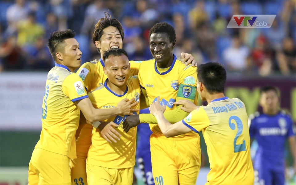 
Với lợi thế sân nhà, SLNA sẽ có nhiều cơ hội vượt qua Tp.HCM
