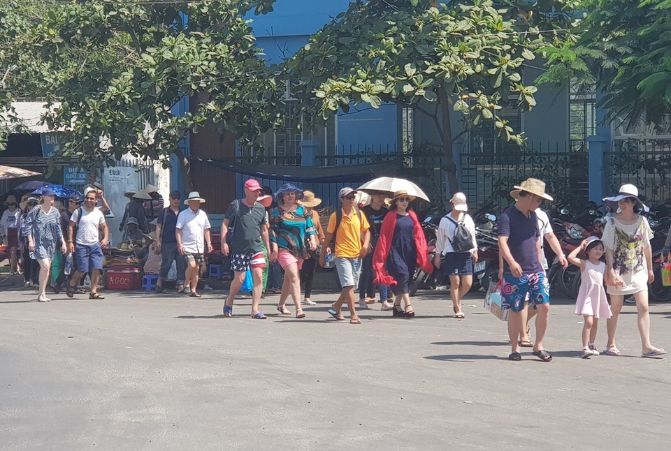 Khách nội địa đi tour biển đảo tăng nhẹ dịp lễ Giỗ tổ - 2 Khách nội địa đi tour biển đảo tăng nhẹ dịp lễ Giỗ tổ - 2