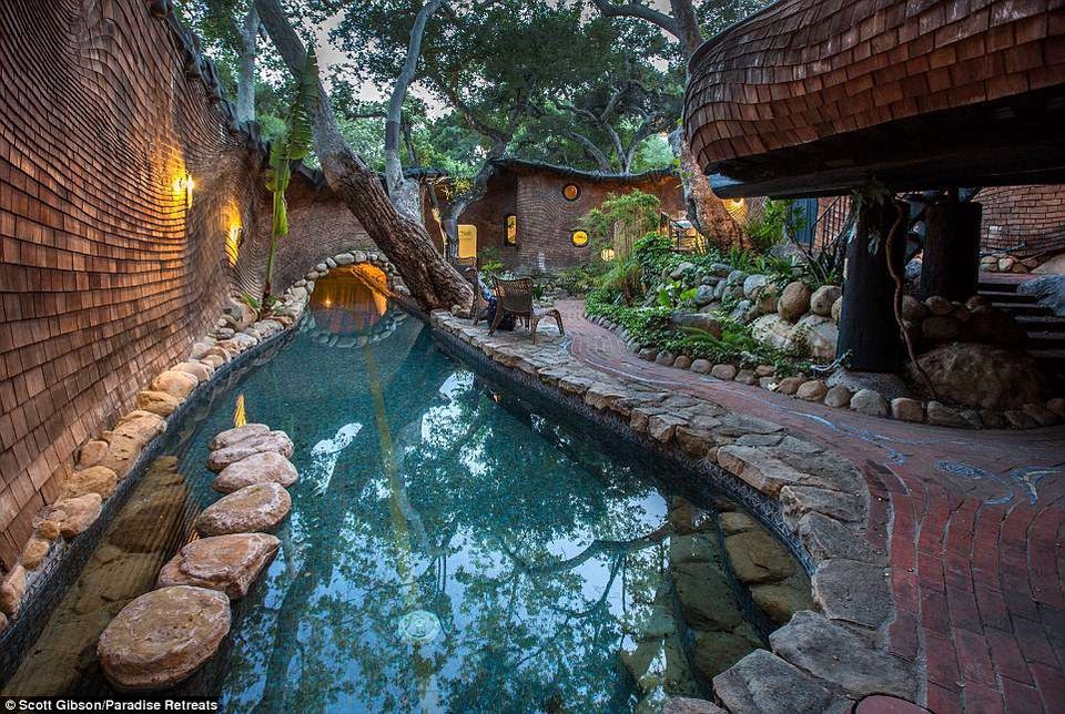 Nhà “quái dị” có giá thuê hơn 14 triệu đồng/đêm - 9