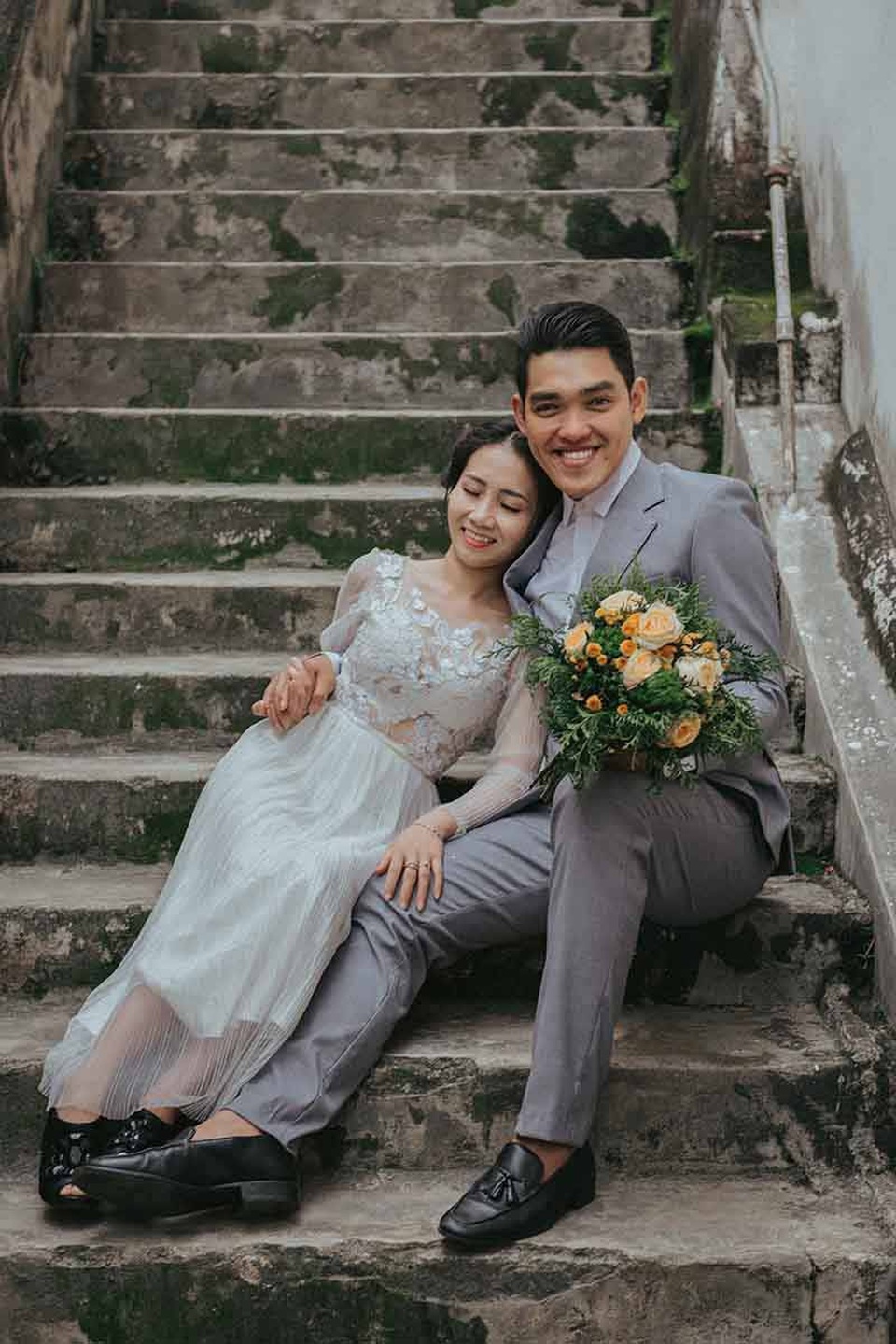 Cặp đôi yêu nhau 6 năm, từng nghĩ hôn nhau là... có em bé - 12 Cặp đôi yêu nhau 6 năm, từng nghĩ hôn nhau là... có em bé - 12