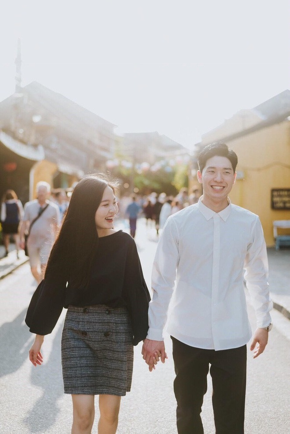 Chuyện tình của Á khôi du học sinh Việt tại Nhật Bản "đốn tim" dân mạng - 1 Chuyện tình của cặp đôi Việt - Nhật Nguyễn Huyền Trang và Osanaga Rui đẹp tựa phim lấy lòng cư dân mạng.