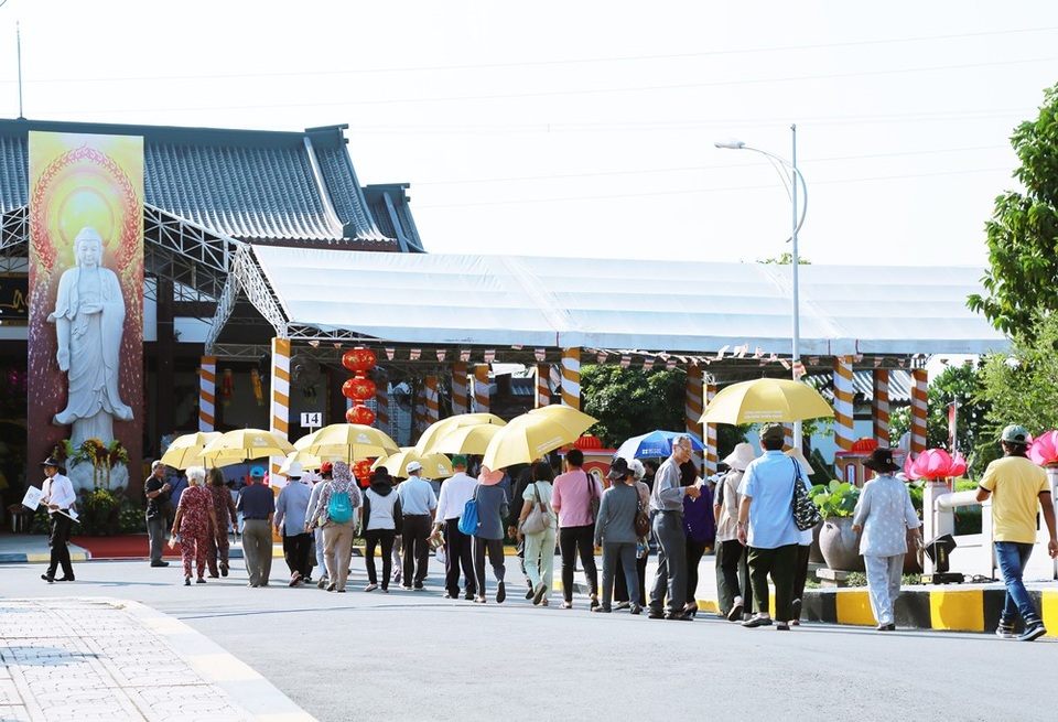 Công viên nghĩa trang Sài Gòn - Thiên Phúc tổ chức đại lễ tiết thanh minh 2018 - 3
