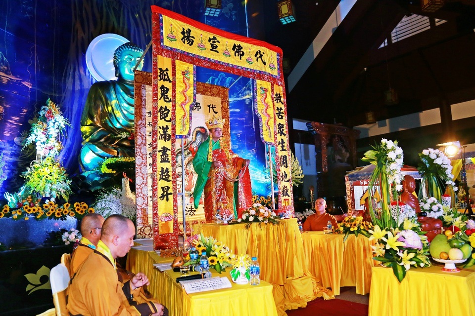 Công viên nghĩa trang Sài Gòn - Thiên Phúc tổ chức đại lễ tiết thanh minh 2018 - 5