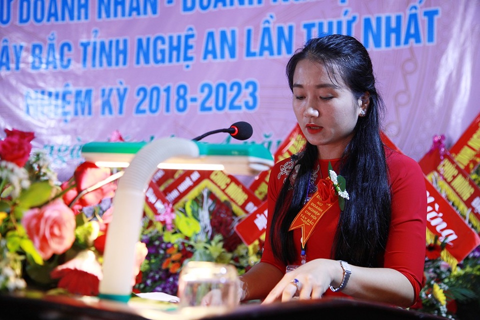 Phụ nữ Tây Bắc Nghệ An quyết tâm vượt khó xây dựng kinh tế vững mạnh - 5 Phụ nữ Tây Bắc Nghệ An quyết tâm vượt khó xây dựng kinh tế vững mạnh - 5