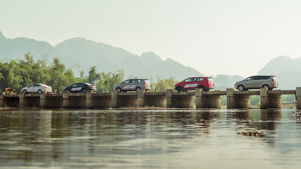 Toyota Innova – Xe MPV đa dụng cho gia đình Việt - 2 Toyota Innova – Xe MPV đa dụng cho gia đình Việt - 2