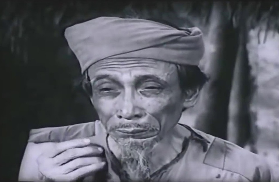 Diễn viên phim “Làng Vũ Đại ngày ấy” sau 36 năm - 16 Nhà văn Kim Lân đã lấy biết bao nước mắt của khán giả với vai Lão Hạc