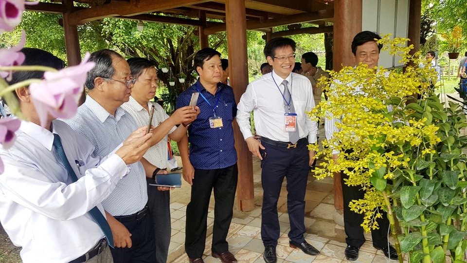 Hơn 1.000 cây kiểng, phong lan tỏa hương sắc tại Hoàng cung Huế - 1 Chương trình do Trung tâm Bảo tồn Di tích Cố đô Huế tổ chức nhằm chào đón Festival Huế 2018