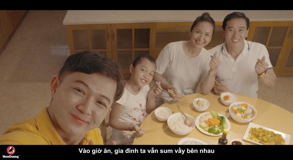 Một lần nữa, Lê Thiện Hiếu lại "đốn tim" khán giả với hit mới Cơm Nhà Ta - 4 Có một “vị yêu thương” gợi nhớ cả một thời ấu thơ trong bữa cơm hiện tại