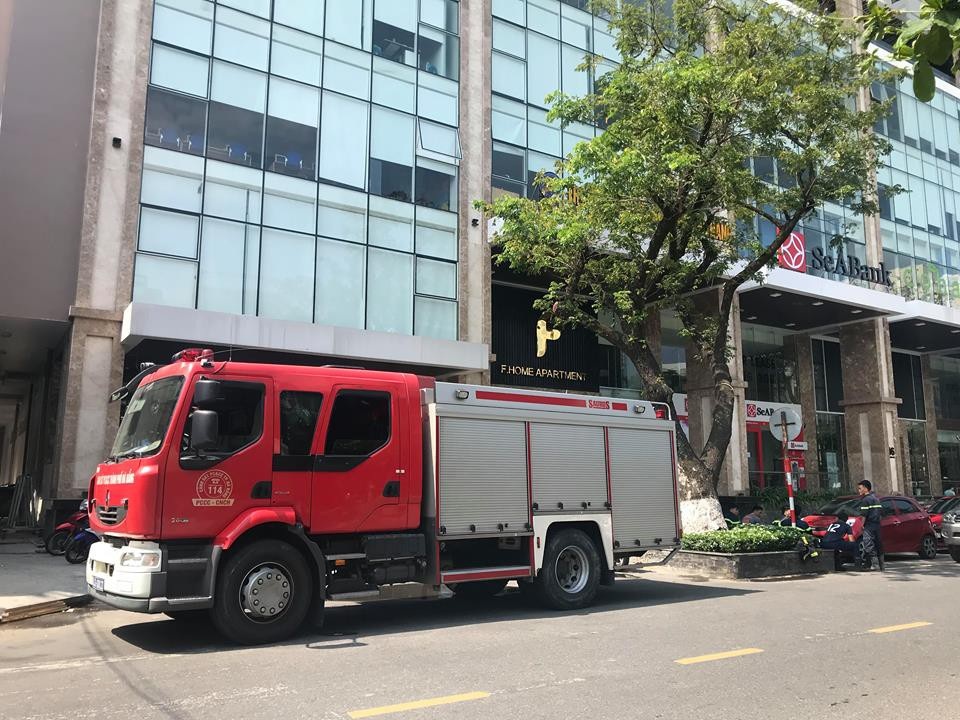Dân chung cư cao cấp F.Home hoảng loạn vì đám cháy trong ngày nghỉ lễ - 4 Đám cháy chưa kịp lan ra khu vực xung quanh đã được dập tắt kịp thời