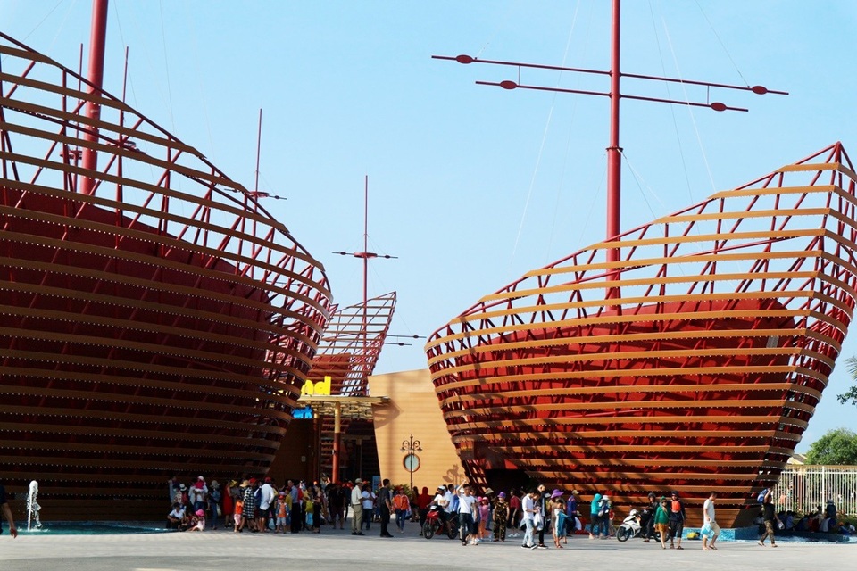 Khu vui chơi của Vinpearl Nam Hội An khai trương hôm 28/4 cũng là nơi được mọi người yêu thích với những trò chơi cảm giác mạnh, trượt nước thú vị…