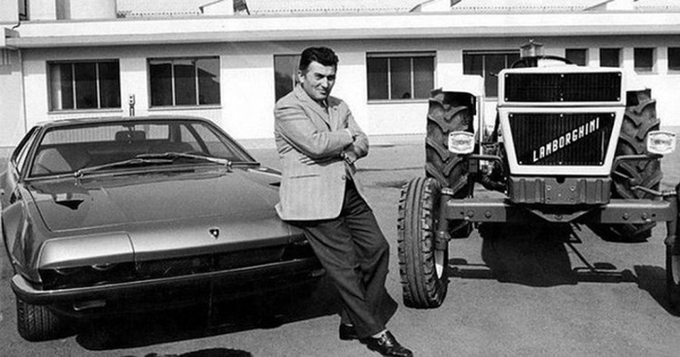 7 công ty lớn khởi nghiệp từ những thứ không tưởng - 4
Lamborghini ban đầu là một nhà sản xuất máy kéo và chỉ bắt đầu chế tạo siêu xe sau khi Ferruccio Lamborghini bị chủ của... Ferrari sỉ nhục.