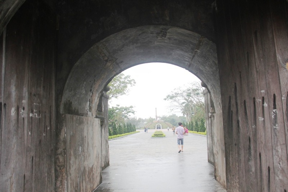 Cổng thành còn nguyên vẹn ở Thành cổ Quảng Trị