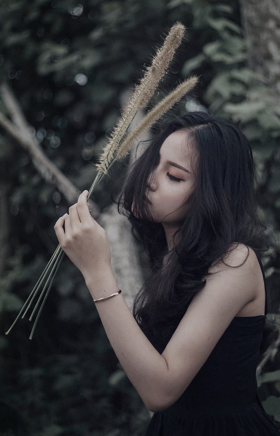 Người thứ ba là “tội đồ” hay nạn nhân của một cuộc tình tan vỡ? - 1 Yêu một người là sự sắp xếp của nhân duyên… (Ảnh minh hoạ: Ti Ây)