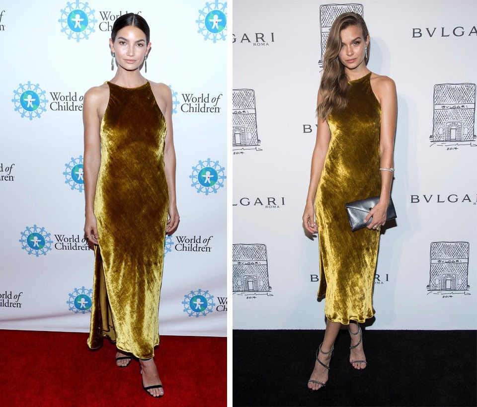Khi các sao lớn cũng “đụng hàng… chan chát” - 13 Hai người mẫu Lily Aldridge (trái) và Josephine Skriver (phải) có lẽ đều thích đầm nhung. Họ đã cùng có chung một ý tưởng thời trang trong năm 2017.