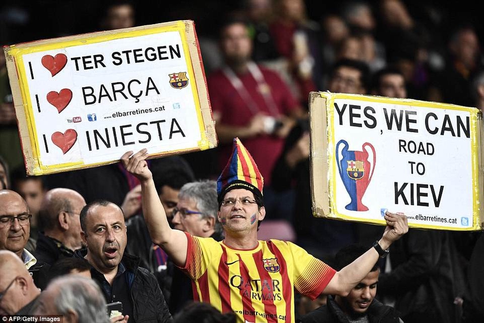 Những khoảnh khắc Barcelona “vùi dập” AS Roma tại Nou Camp - 3
Cổ động viên Barcelona mong đợi trận chung kết của Barcelona ở Kiev năm nay