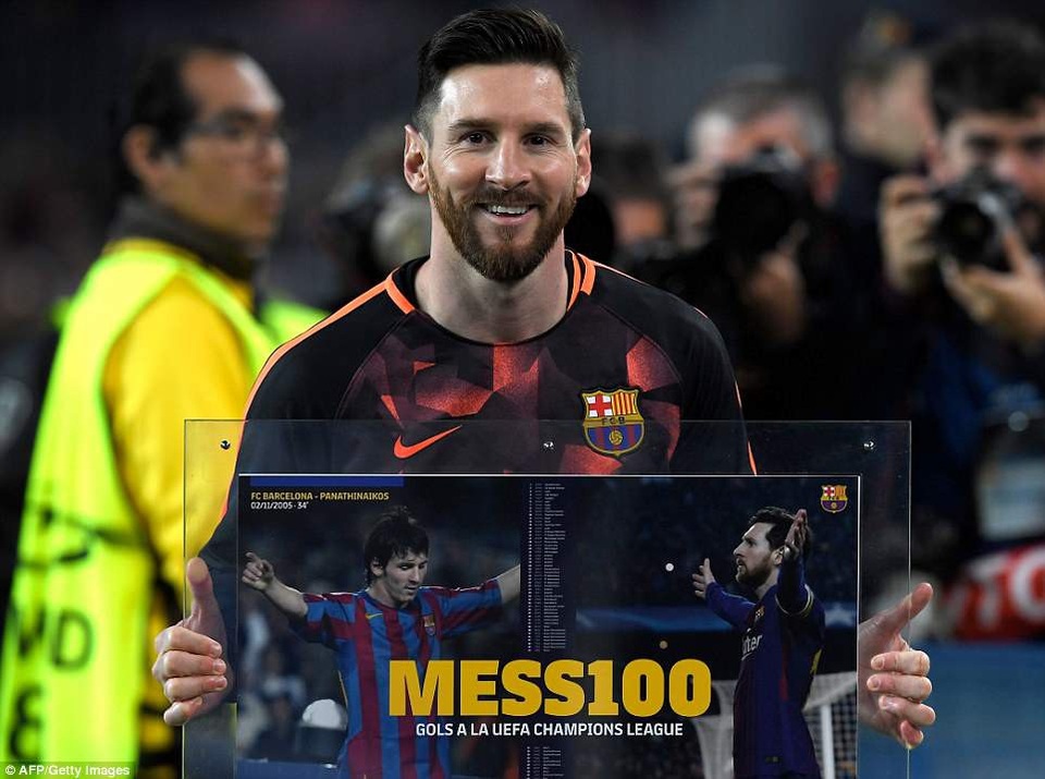 Những khoảnh khắc Barcelona “vùi dập” AS Roma tại Nou Camp - 2
Messi khoe chiến tích 100 bàn thắng ở Champions League