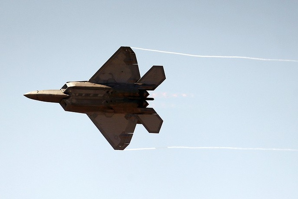 Dàn máy bay “khoe dáng” tại triển lãm hàng không lớn nhất Mỹ Latinh - 11 Máy bay chiến đấu F-22 Raptor nổi tiếng của tập đoàn Lockheed Martin cũng tham dự triển lãm FIDAE năm nay.