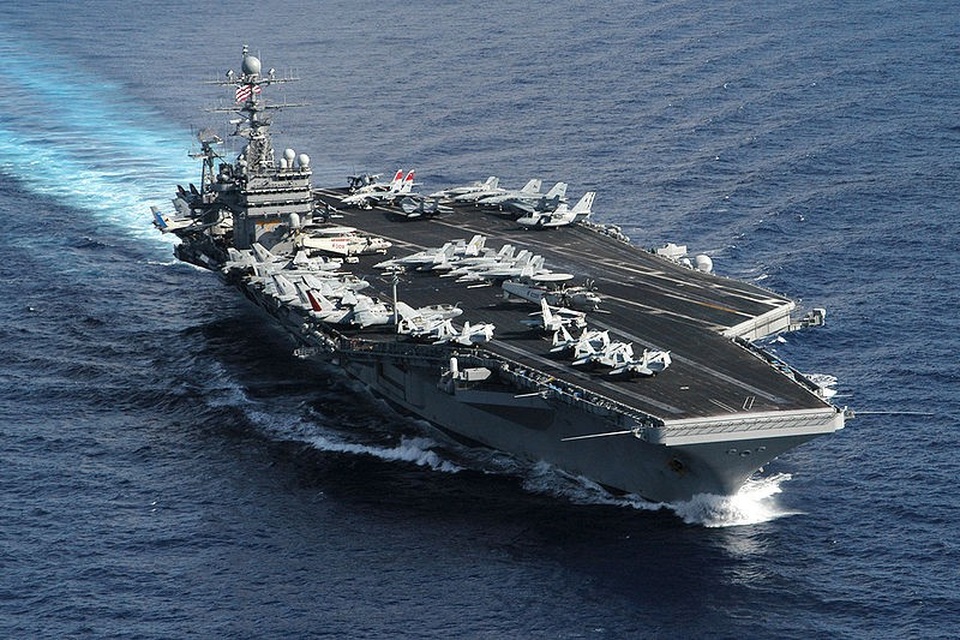 Tàu sân bay Mỹ có thể sắp diễn tập trên Biển Đông - 1 Tàu sân bay USS Theodore Roosevelt của Mỹ (Ảnh: Wikipedia)