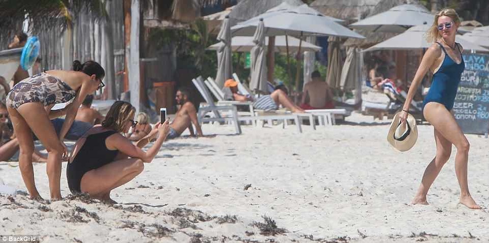 
Naomi chia sẻ cô và bạn trai cũ vẫn rất thân thiết
