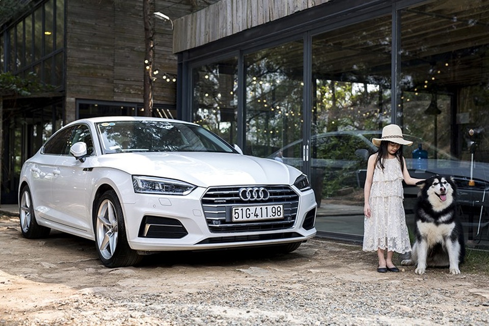 Ấn tượng cùng Audi A5 Sportback với góc nhìn khác biệt - 4 Ấn tượng cùng Audi A5 Sportback với góc nhìn khác biệt - 4