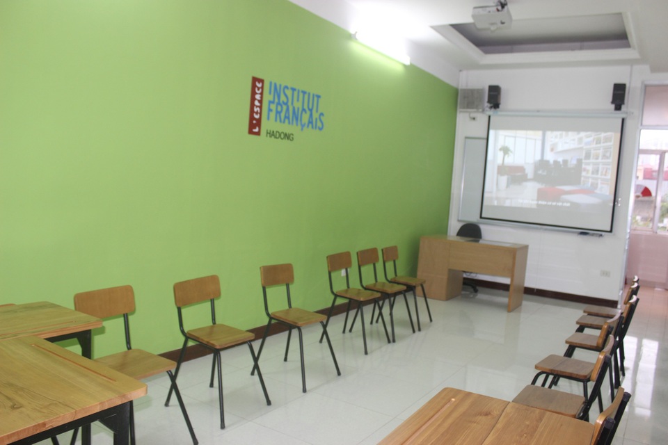 Khai trương trung tâm Pháp ngữ và văn hóa mới của Viện Pháp tại Hà Nội - 4 Bên trong một phòng học tại chi nhánh mới của Viện Pháp.