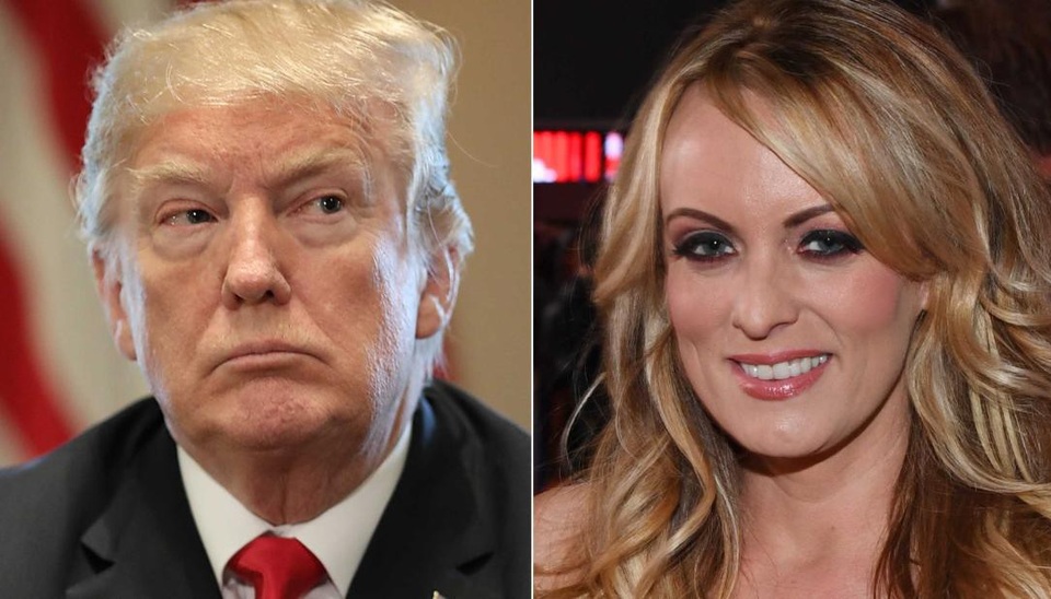 Tổng thống Trump lần đầu lên tiếng về lùm xùm tình ái với sao phim khiêu dâm - 1
Tổng thống Donald Trump và Stormy Daniels (Ảnh: AP/CNN)