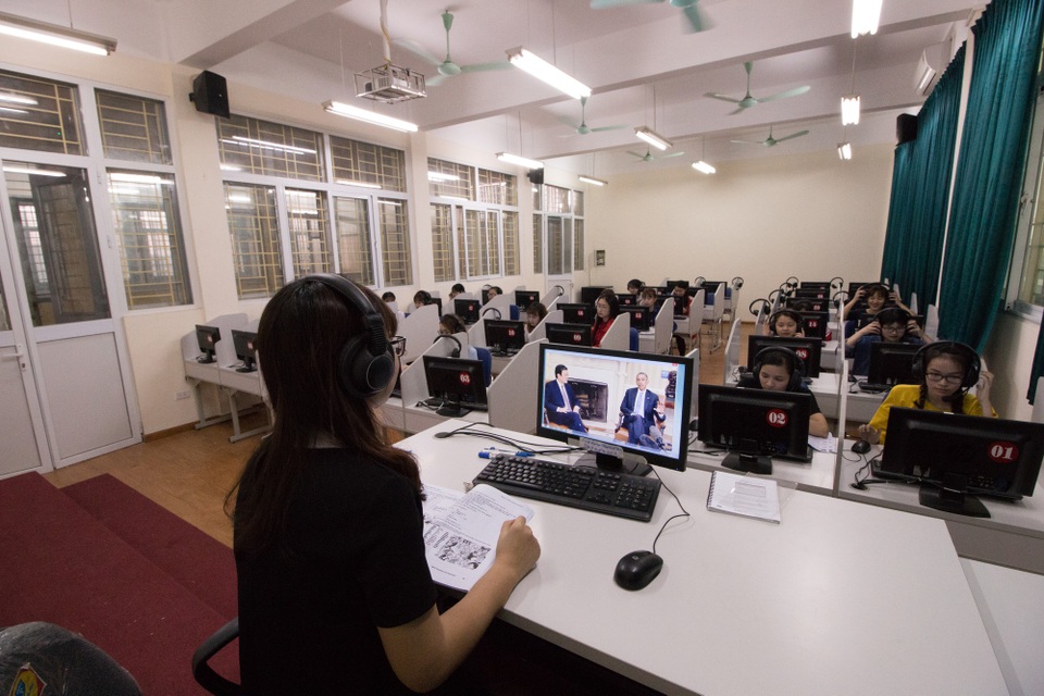 Học cử nhân ngành Ngôn ngữ Anh tại Trường Đại học Bách khoa Hà Nội - Cơ hội nghề nghiệp rộng mở - 3 Học cử nhân ngành Ngôn ngữ Anh tại Trường Đại học Bách khoa Hà Nội - Cơ hội nghề nghiệp rộng mở - 3