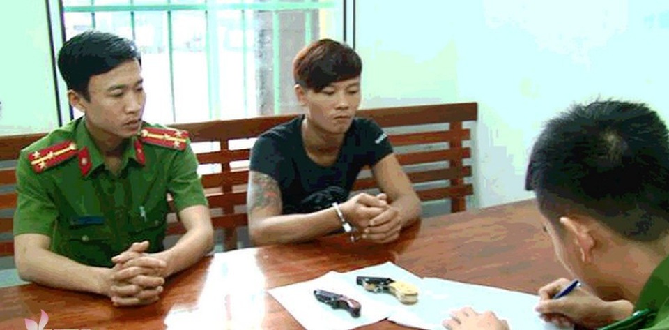 Đối tượng Võ Đình Thưởng tại cơ quan điều tra.