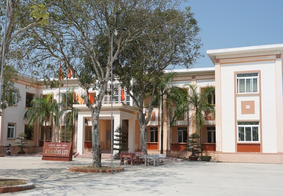 Công sở xã Hoằng Lưu, huyện Hoằng Hóa vắng như Chùa Bà Đanh trong ngày làm việc đầu tuần