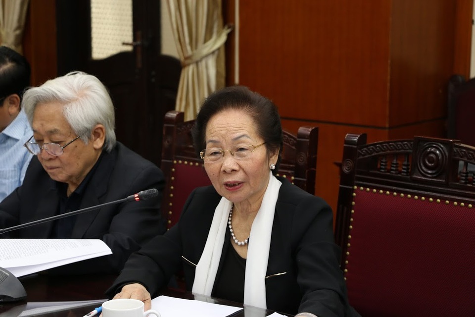 Ban Tuyên giáo Trung ương quán triệt nâng cao hiệu quả công tác khuyến học trong bối cảnh mới - 3
Chủ tịch Hội Khuyến học Việt Nam trình bày kiến nghị.