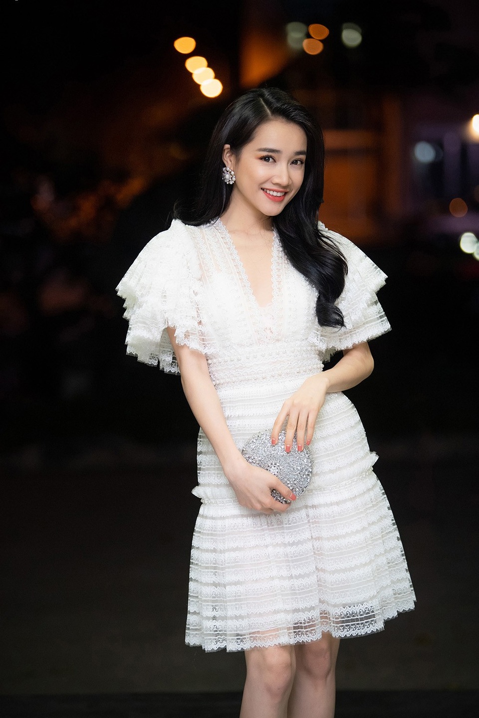 Sau những "ồn ào" của bạn trai, Nhã Phương vẫn xuất hiện xinh đẹp, rạng rỡ - 3 Nhã Phương ngày càng chăm chút hơn cho hình ảnh của mình