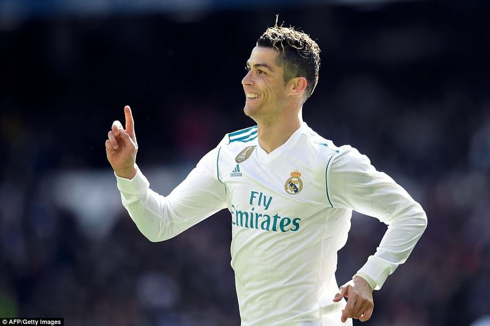Những khoảnh khắc đáng nhớ ở đại chiến Real Madrid-Atletico - 11
Hòa Atletico, Real Madrid mất luôn vị trí thứ 3 vào tay Valencia