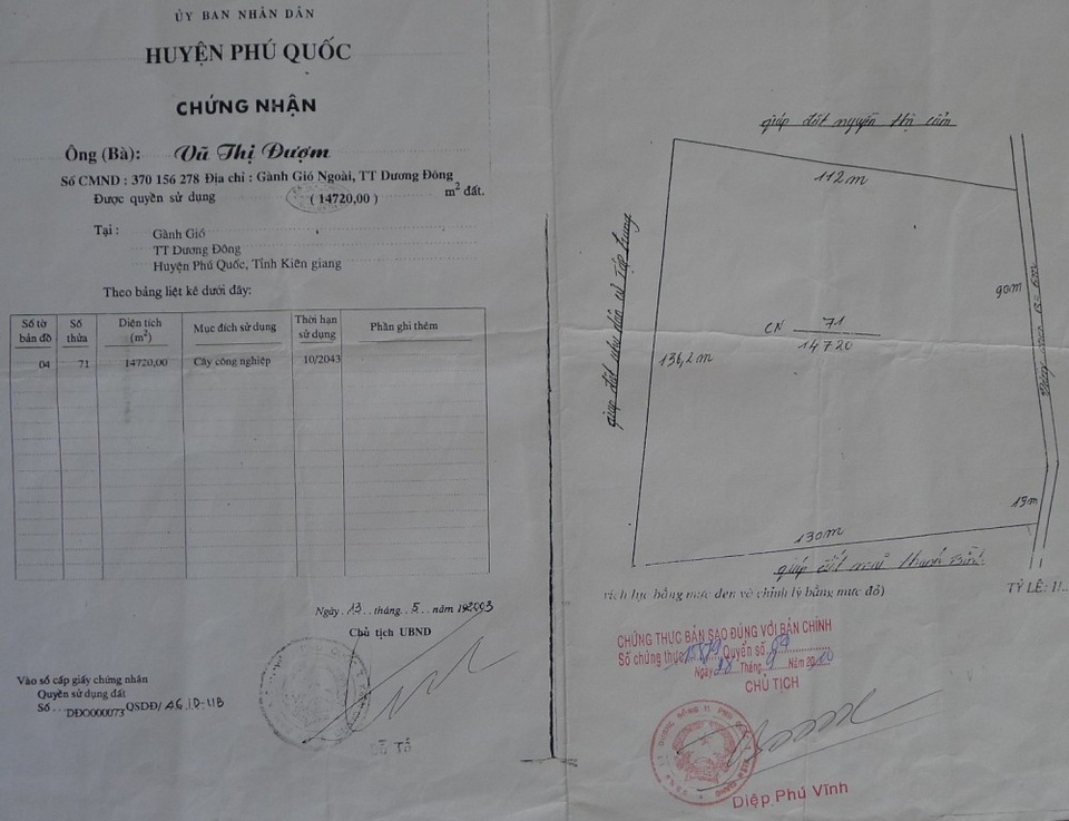 Kiên Giang: Chủ tịch huyện trả lời thất lạc hồ sơ, không biết vì sao dân mất đất? - 5 Mảnh đất 14.720m2 của bà Vũ Thị Đượm được UBND huyện Phú Quốc cấp giấy CNQSD đất số M989754 vào năm 2003, tại thửa 71, tờ bản đồ sô 4, trong đó thể hiện tứ cạnh rõ ràng.